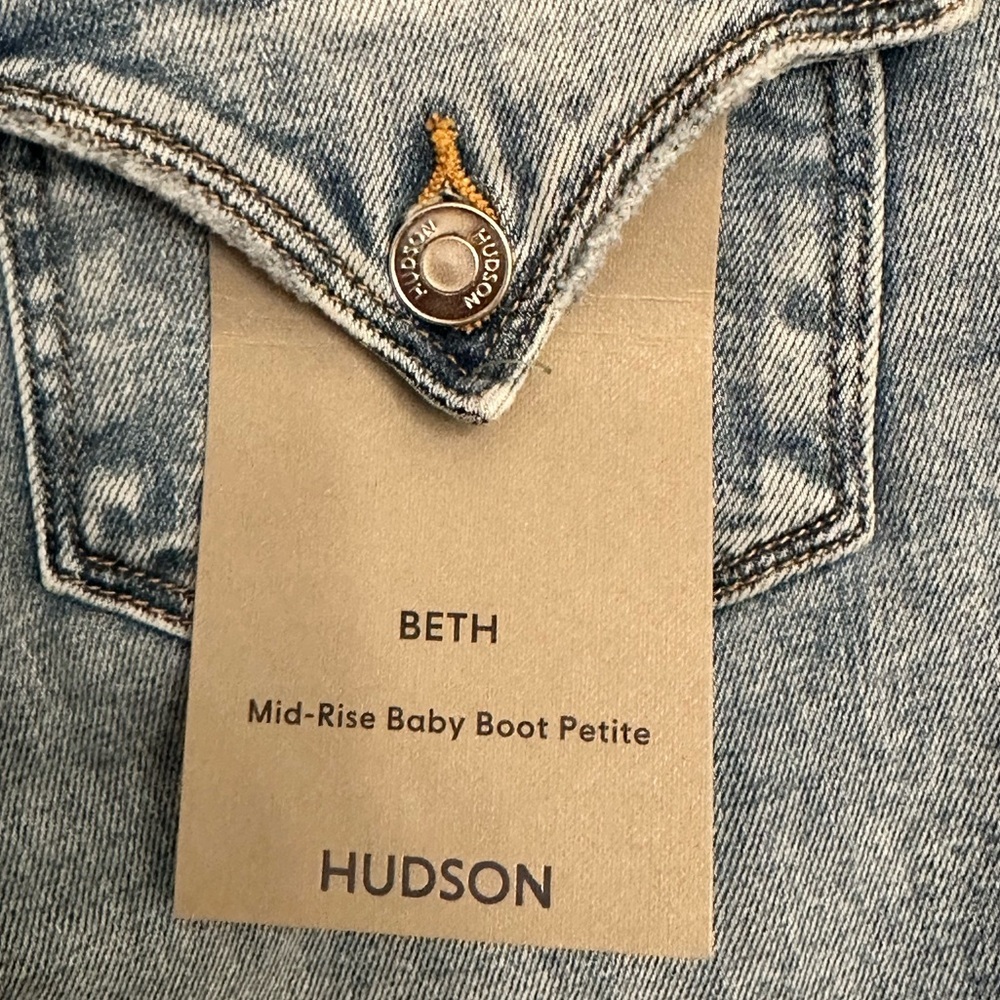 HUDSON Jeans Beth Low to Mid-Rise Baby Bootcut Petite Motion Blue Women Size 25 - Picture 15 of 17